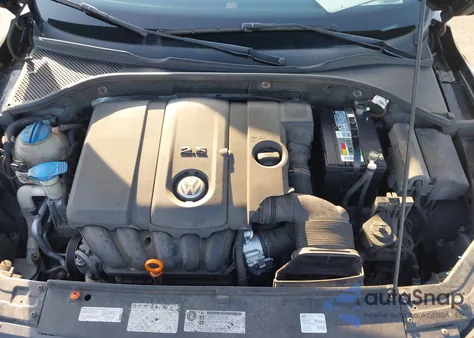 2013 Volkswagen Passat 2.5L S из США, поврежденный, VIN 1VWAP7A35DC033238